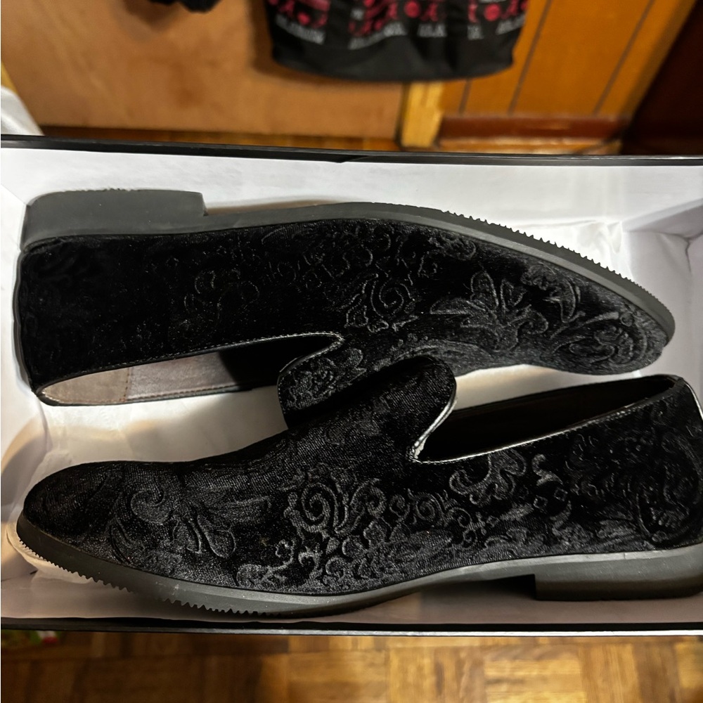 Elegant Black Velvet Men's Loafers